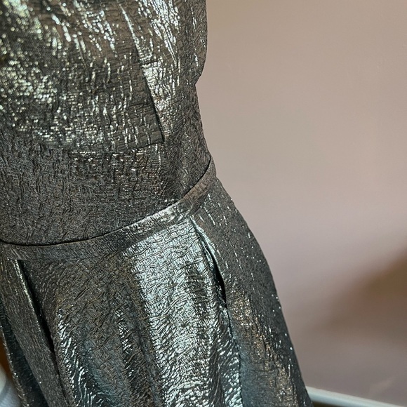 Mac Duggal Silver One Shoulder Bow Midi Dress Size 8 NWT - Picture 10 of 12